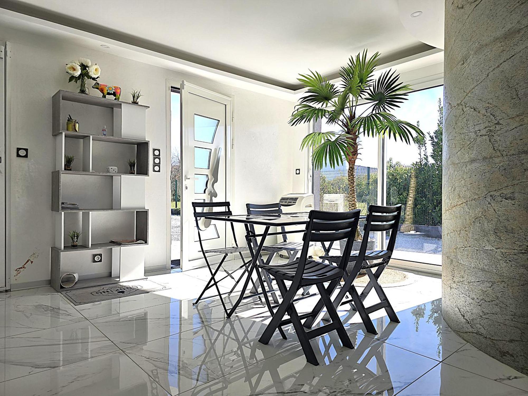 Maison Sapiac - 4Pers - 2 Chambres - 3 Lits - Clim Reversible - Terrasse Ombragee Et Grand Jardin - Piscine Saison Estivale มงโตบ็อง ภายนอก รูปภาพ